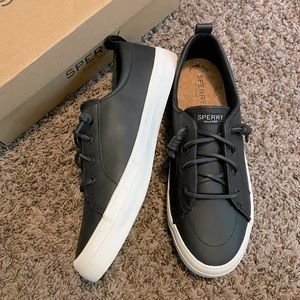 Sperry Leather Crest Vibe Sneaker
